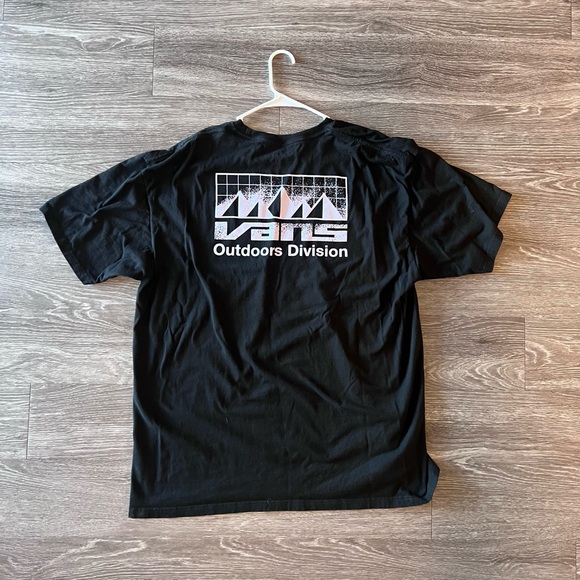 Vans Other - VANS / 2XL / Outdoors Division / Printed Graphic Tee